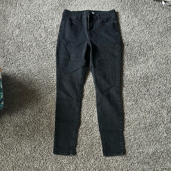 Old Navy High Rise Super Skinny Black Jeans Size 6 - Picture 2 of 9